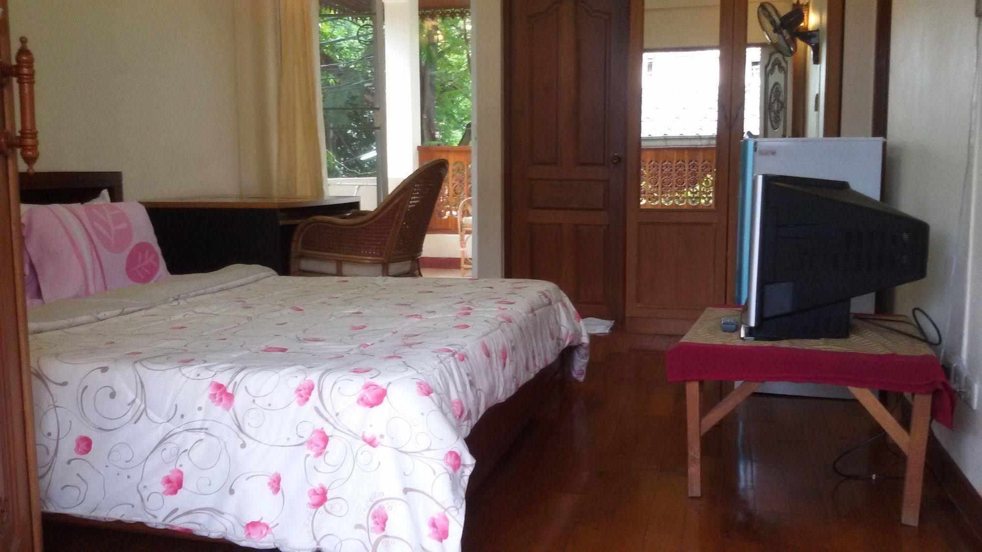 צ'יאנג מאי Your House 3 Guest House מראה חיצוני תמונה